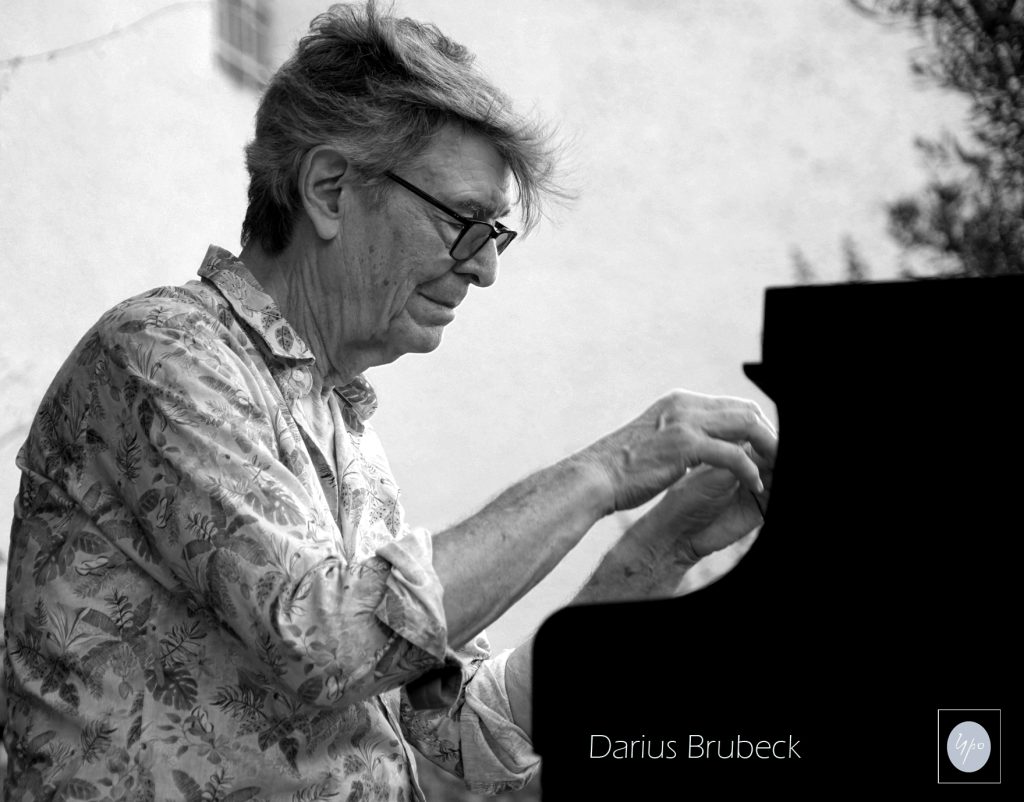 Darius Brubeck at the piano